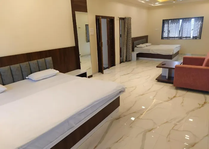 Hotel Keshar Palace Shani Shingnapur