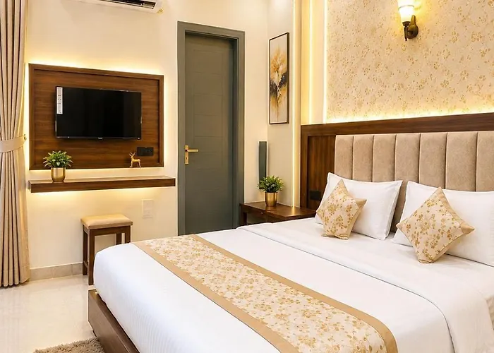 Hotel Crystal Blues