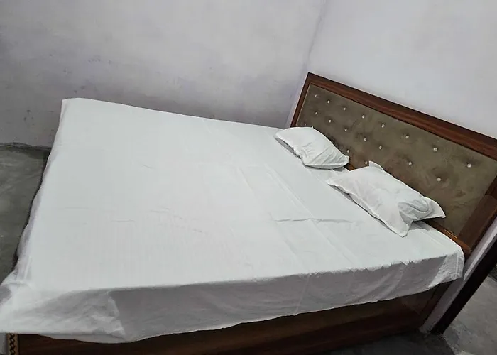 Hotel O Blue Rose