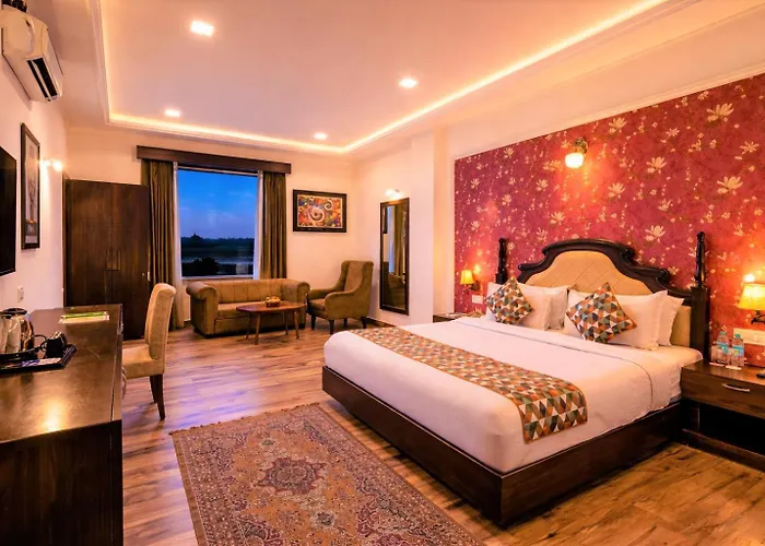 The Colonial - A Lake View Hotel In Udaipur