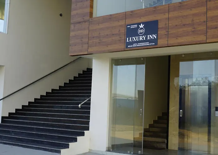 D D Luxury Inn