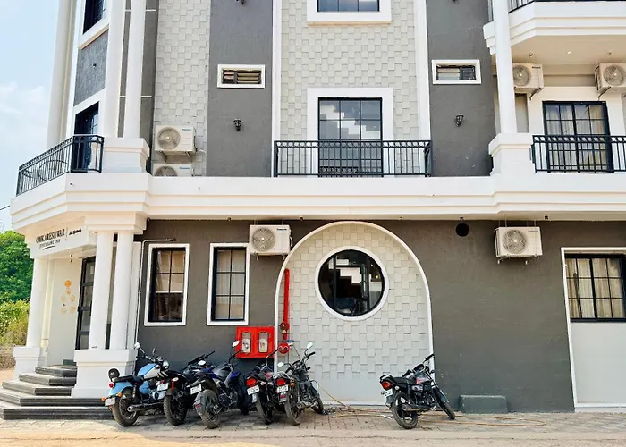 Hotel Omkareshwar Jyotirling Inn