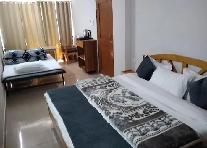 Mount Aura Stay & Dine