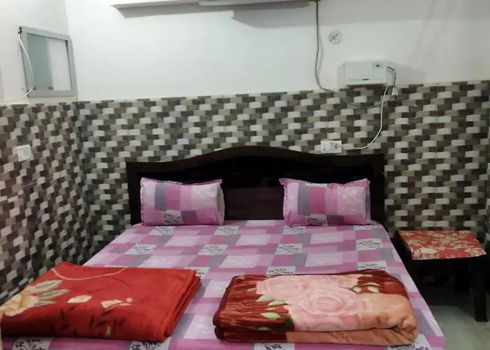 Radha Deo Guest House