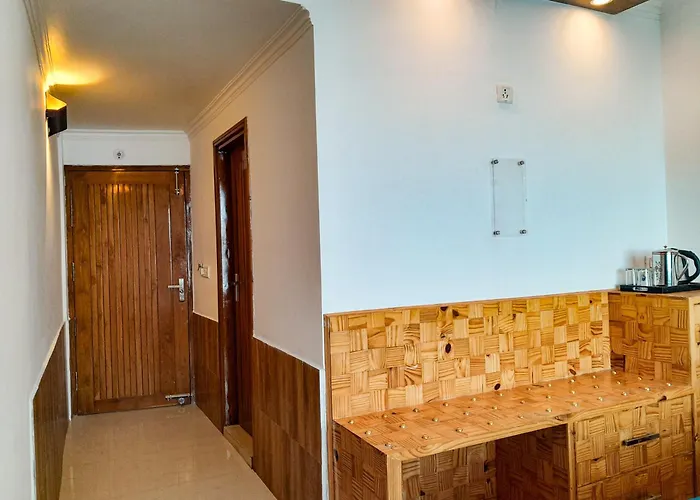 The Three Oaks Boutique Hotel