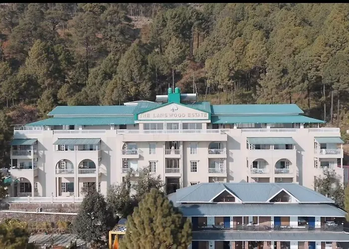 The Lanswood Estate