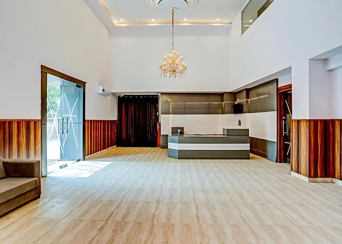 Townhouse The Madhav Sector 58 Noida Near Iskcon Temple Noida