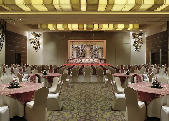 Grand Mercure Vadodara Surya Palace