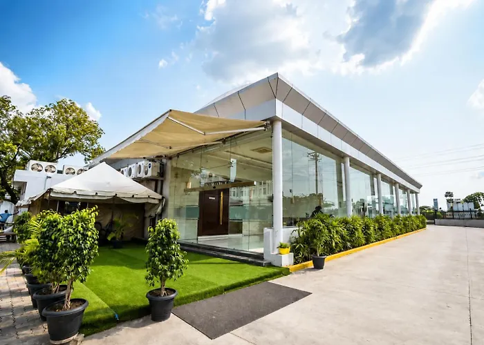 Pride Hotel & Convention Centre Indore