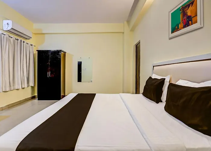 Super Hotel O Hyderabad Gate Iit Bhu
