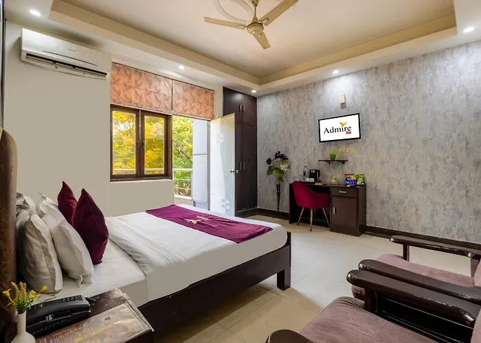 Hotel Diamond Stays Sector 51 Noida