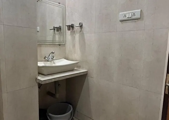 Hotel Kartik