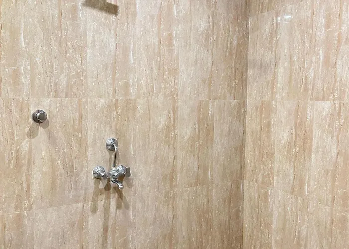Hotel Kartik