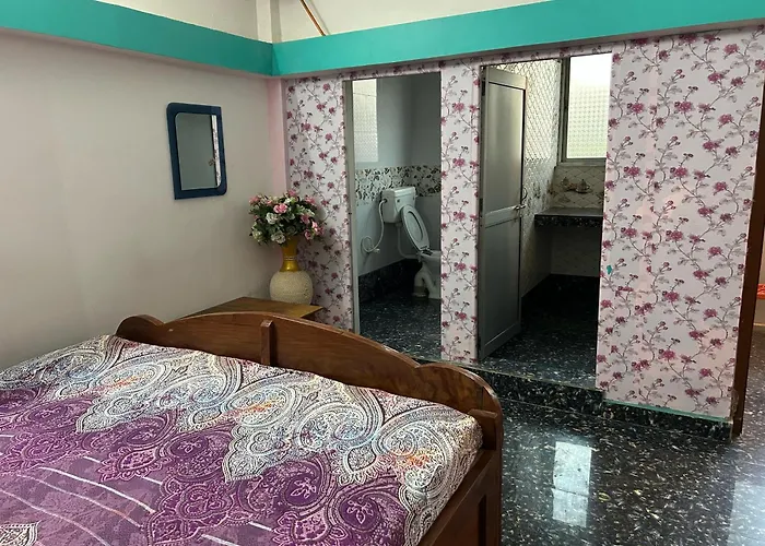 Hotel Maharaja Palace Branch II