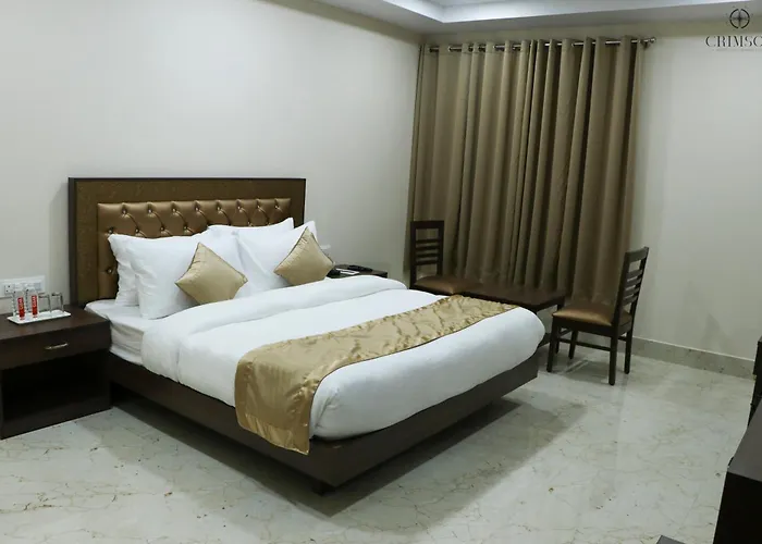 Crimson Hotel & Banquets