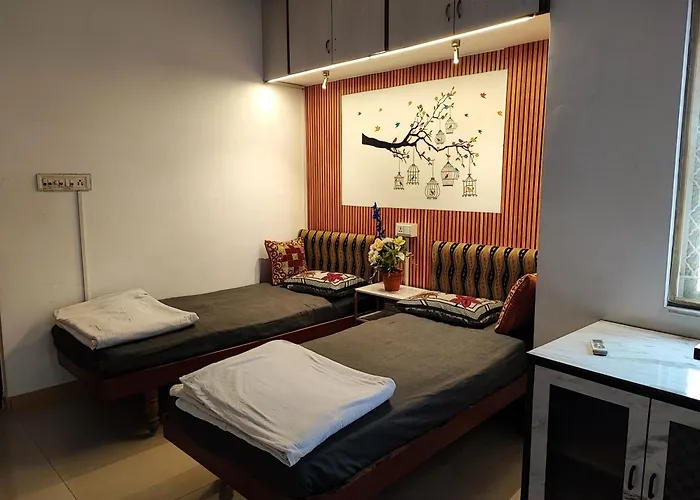 Homeland Stay - Private Floor - 3Bhk- 3Balcony-3Bathroom