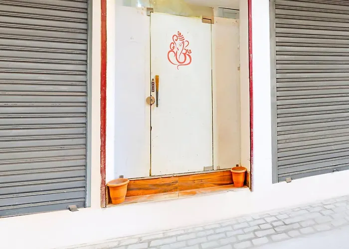 Hotel O By Oyo Sector 45 Formerly Manyavar