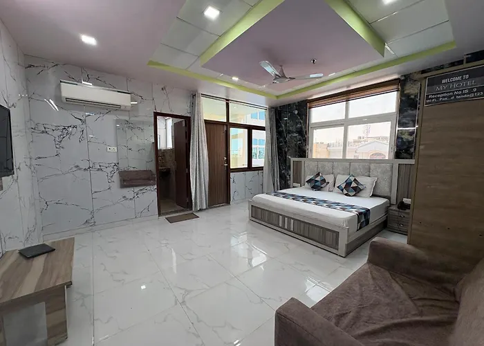 Hotel Amar Palace Bharatpur