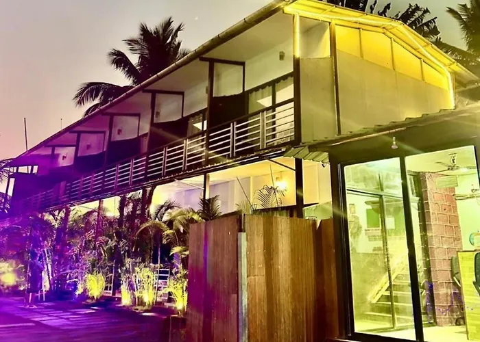 Yogitree Beach Resort & Cafe - 100M From Morjim Beach