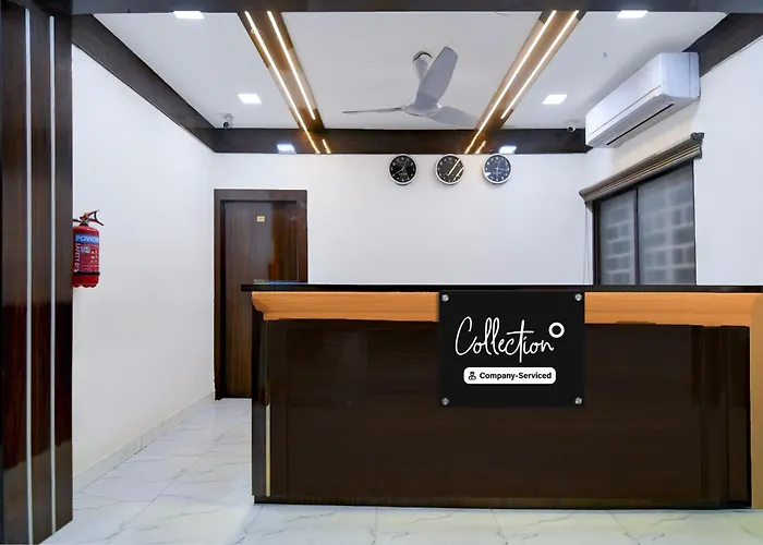Super Collection O Park Street Metro Station Formerly Park Platinum Kolkata