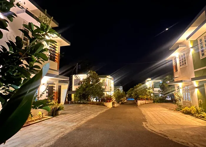 Luxe Hotel - Rooms&Villas Wayanad