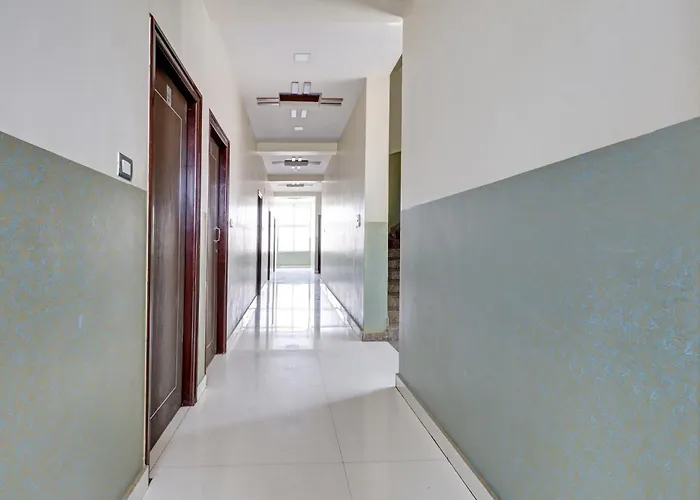 Hotel O Lakshmi Deluxe Lodge