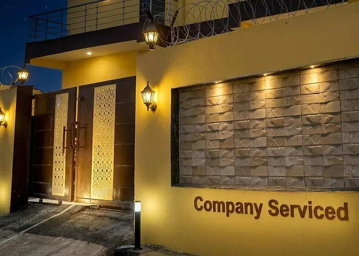 Super Hotel O Samne Ghat