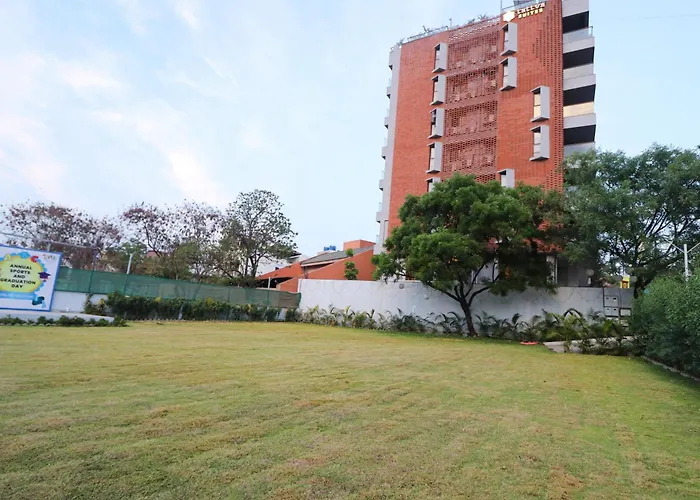 Hotel Tattva Suites Nibm, Next To Corinthians Club