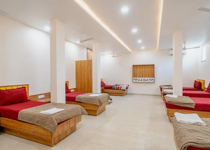 Hotel Vatika Inn