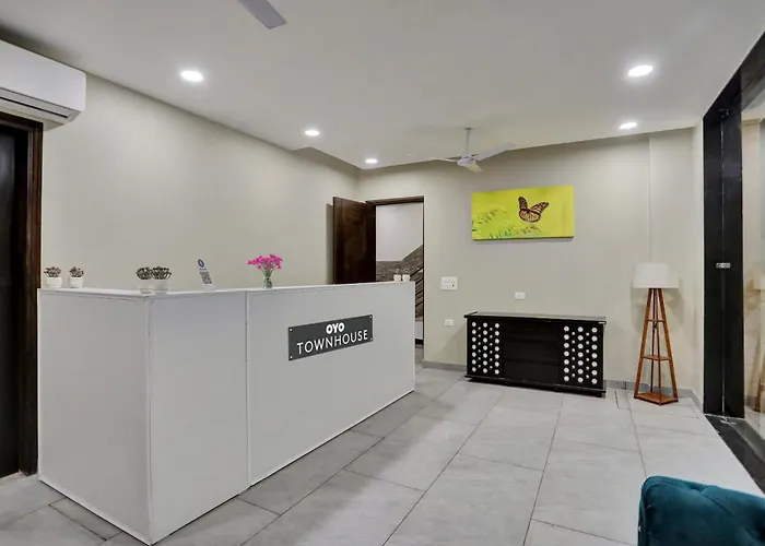 Hotel O Xanthe Noida