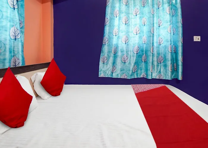 Oyo Flagship Hotel R.M