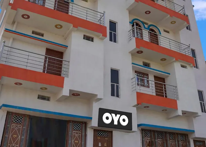 Oyo Flagship Hotel R.M