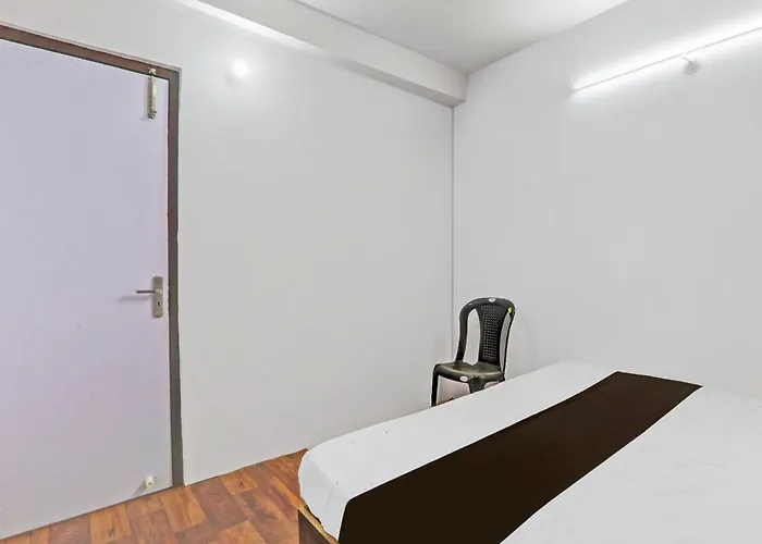 Hotel Mayur Palace Two -