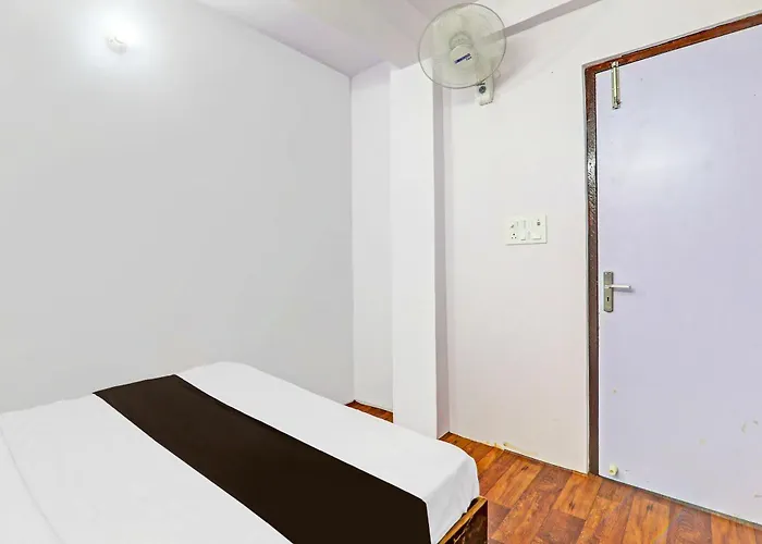 Hotel Mayur Palace Two -