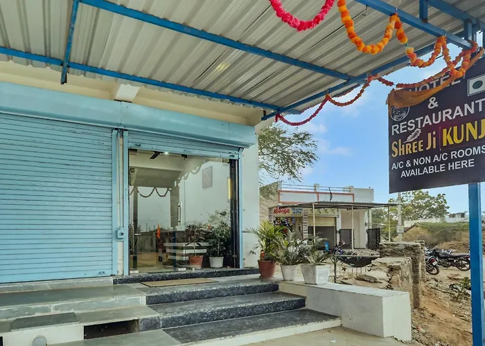 Hotel O Shree Ji Kunj