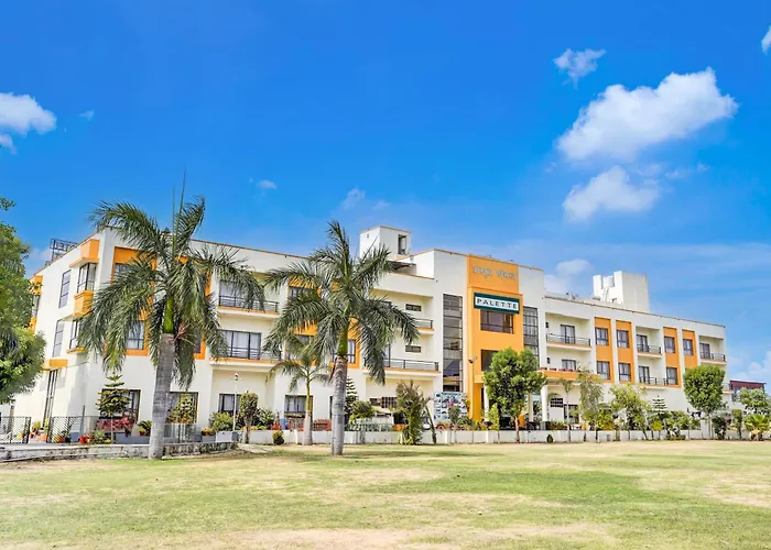 Hotel Amrit Manthan