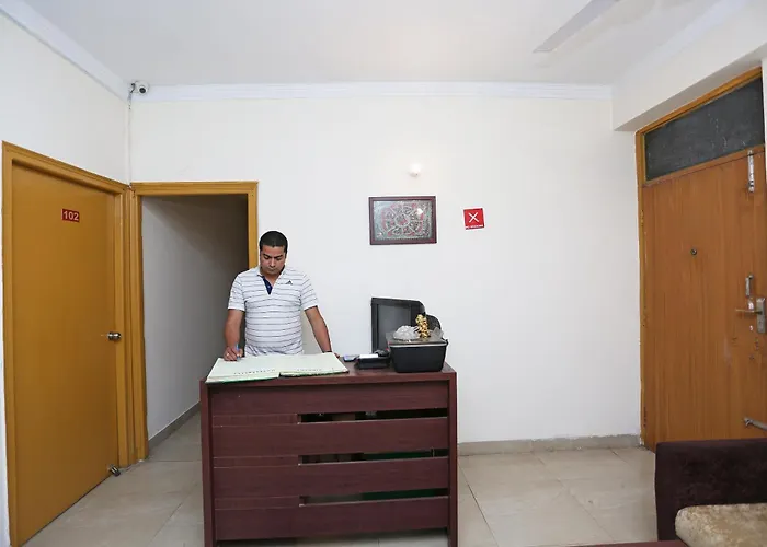 Vibrant Guest House