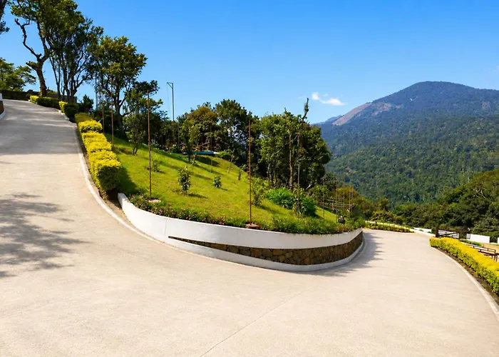 Shola Crown Resort - Munnar Chinnakanal