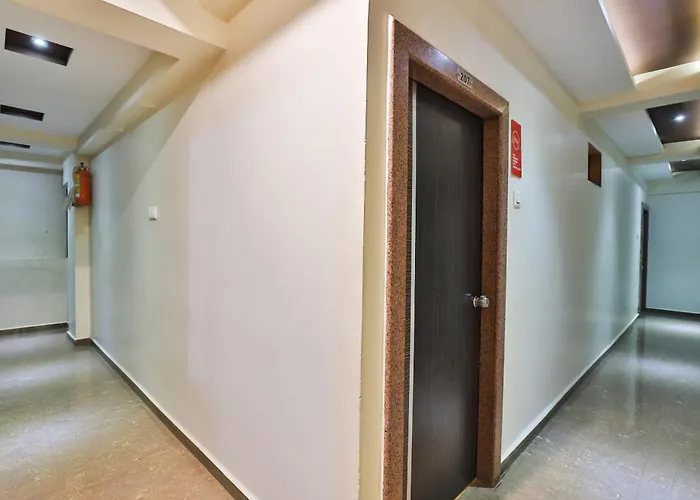 Hotel O Nova Nildeep Rajkot