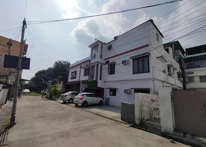 Hotel O Lime Wood Dehradun