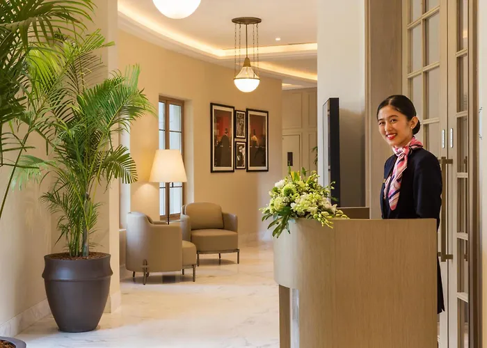 Dlf Club 4 Hotel Gurgaon