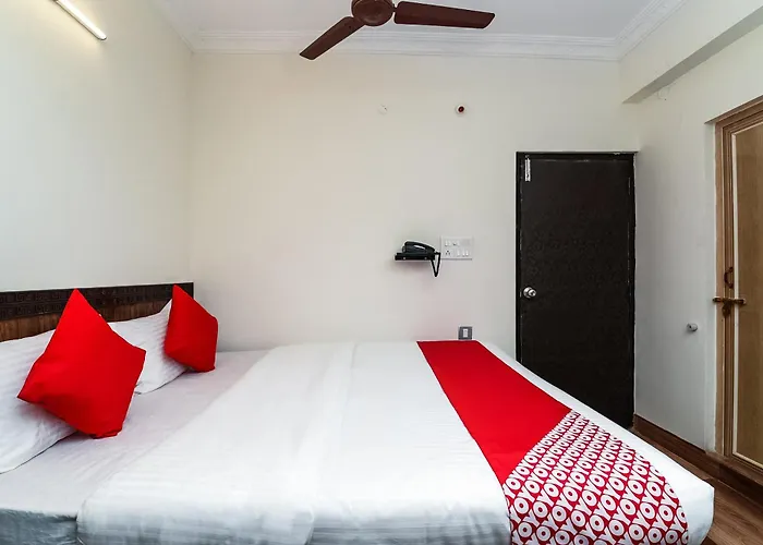 Hotel O Naaidu Grand