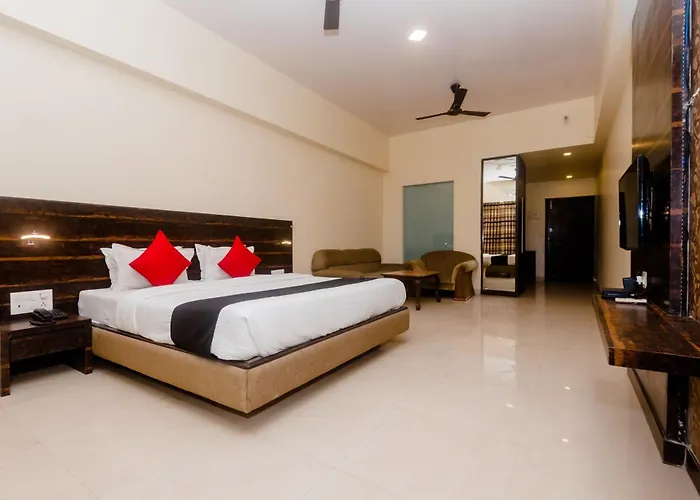 Hotel O Sai Plaza