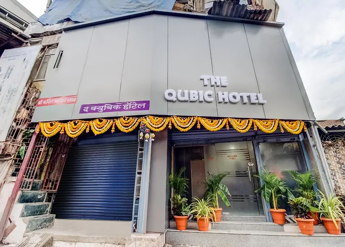 Oyo Flagship Hotel Qubic