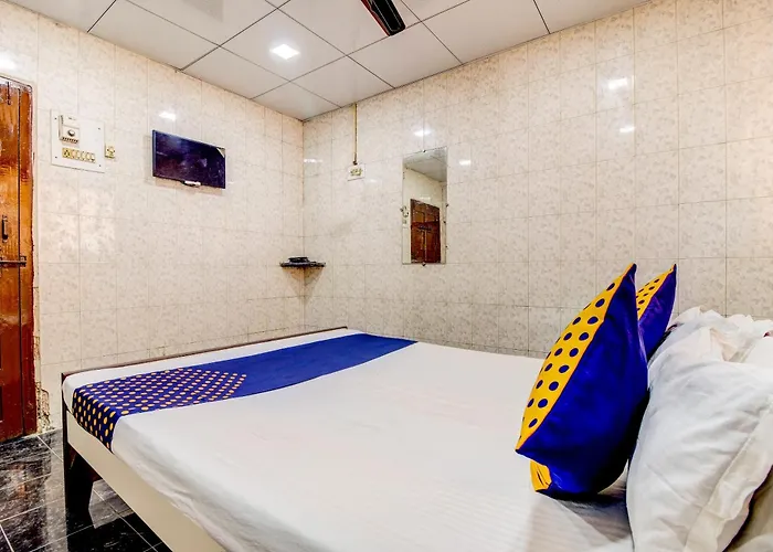 Spot On 63743 Jayesh Lodging And Boarding