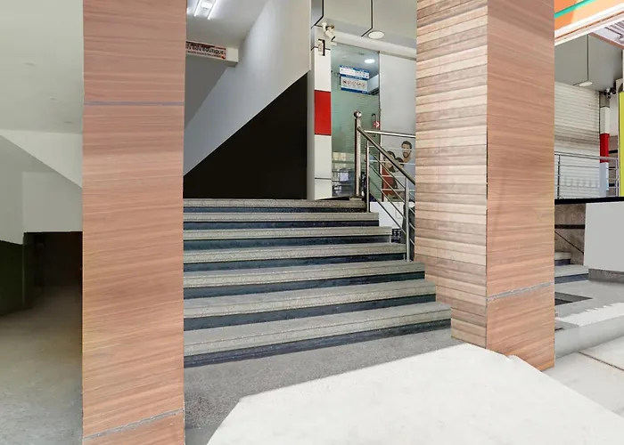 Spot On By Oyo Hotel Pratap Plaza