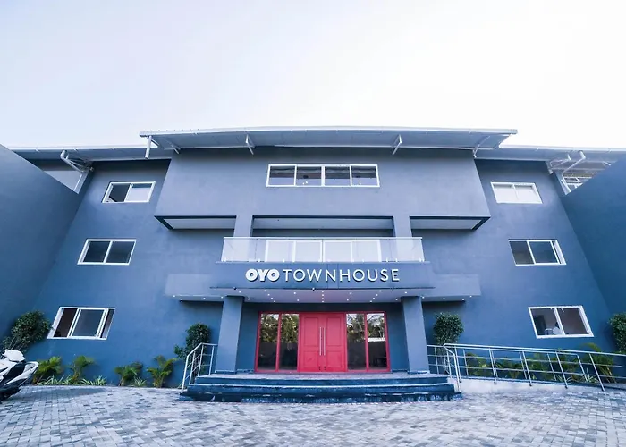 Townhouse 211 Laguna Ecr Near Juhu Beach Chennai