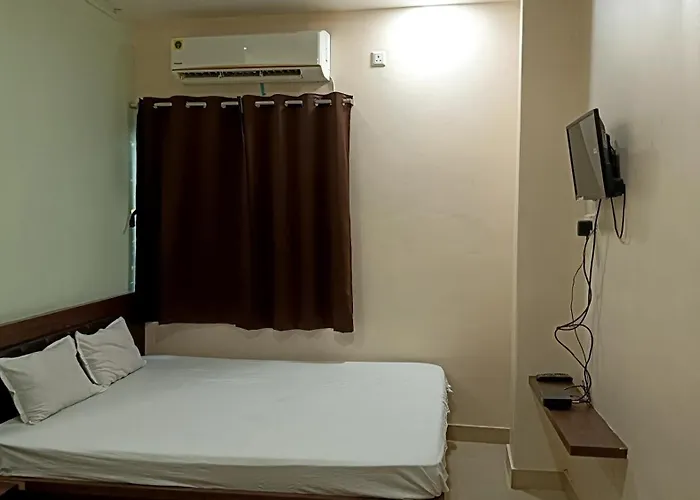 Hotel O K K Tower