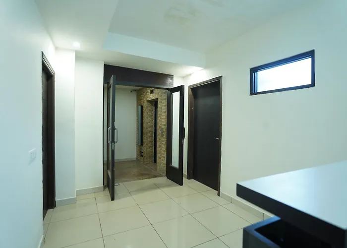 Hotel O Grey Orchid Ludhiana