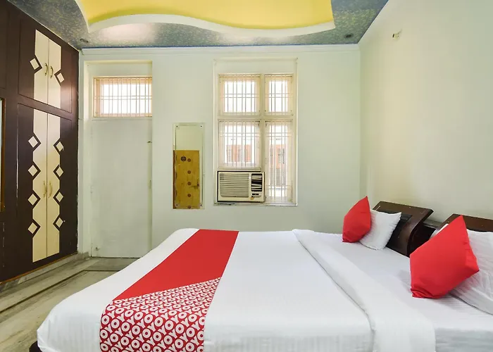 Hotel O Raj Palace